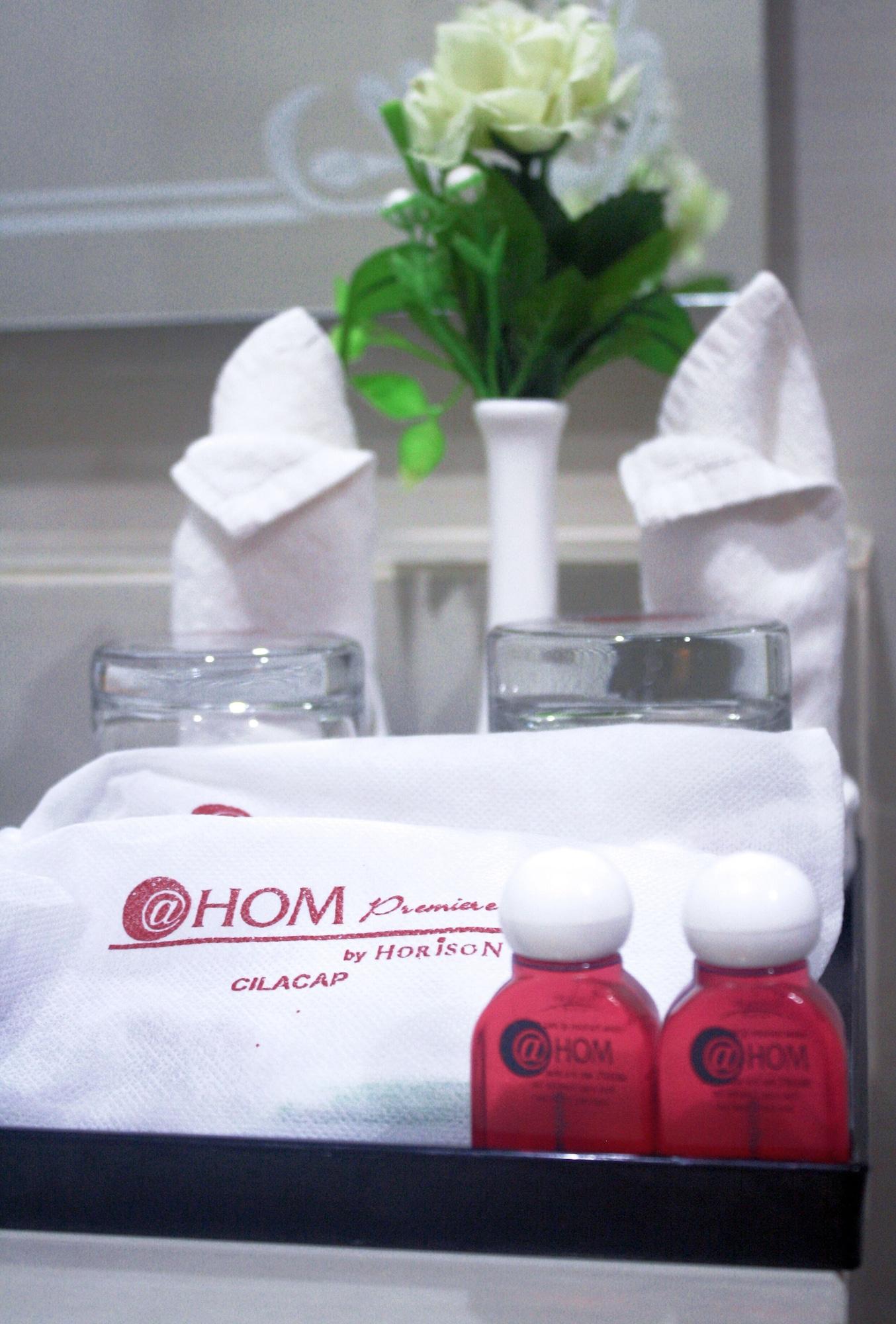 @Hom Premiere Cilacap Ngoại thất bức ảnh