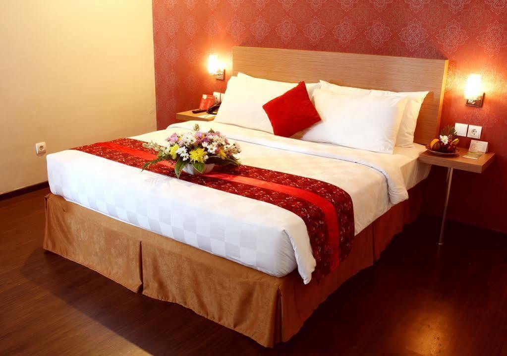 @Hom Premiere Cilacap Ngoại thất bức ảnh